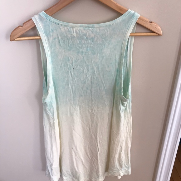 *SALE* American eagle top - Picture 2 of 3